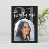Modernes Schwarz-Weiß-elegantes Foto 21. Geburtsta Einladung (Stehend Vorderseite)