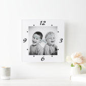 Modernes Schwarz-Weiß-Foto Quadratische Wanduhr (Zuhause)
