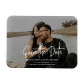 Modernes Schwarz-Weiß-Foto-Skript Save the Date Magnet (Horizontal)