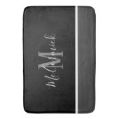 Modernes Schwarz-weiß-Graustreifen-Script-Monogram Badematte (Vorderseite Vertikal)