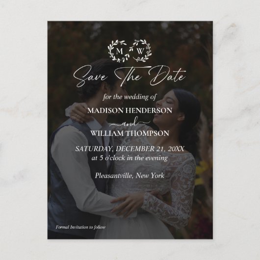 Modernes Schwarz-Weiß-Hochzeitsfoto Save the Date Postkarte (Vorderseite)