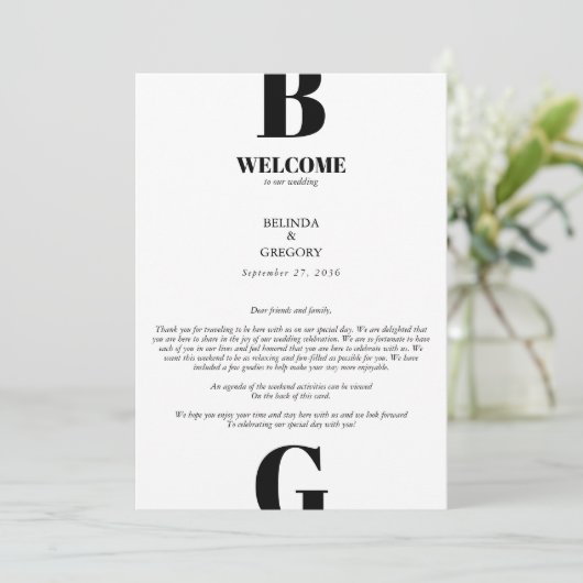 Modernes Schwarz-Weiß-Monogramm-Hochzeitspaar Programm (Stehend Vorderseite)