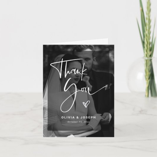 Modernes Schwarz-Weiß-Overlay | Hochzeit von Fotos Dankeskarte (Vorderseite)