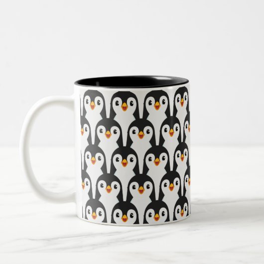 Modernes Schwarz-Weiß-Pinguin-Muster Zweifarbige Tasse (Links)