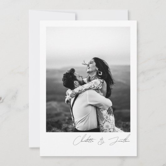 Modernes Schwarz-Weiß-Probe-Dinner Einladung (Rückseite)