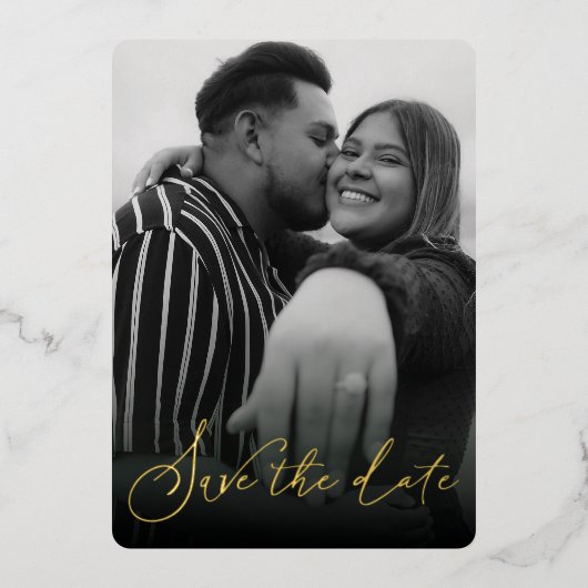 Modernes Schwarz-Weiß-Save the Date Folieneinladung (Vorderseite)