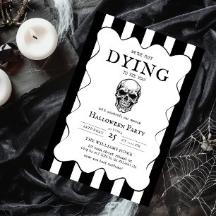 Modernes Schwarz-Weiß-Schädel-Halloween-Party Einladung