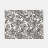Modernes Schwarz-weißes Blumenfarbenmonogramm Fußmatte (Vorderseite)