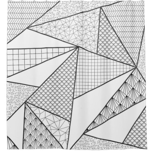 Modernes Schwarz-weißes Dreieck Geometrisches Must Duschvorhang (Vorderseite)