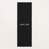 Modernes Schwarz-weißes individuelle Name-Monogram Yogamatte (Rückseite)