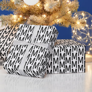 Modernes, Schwarz-weißes Monogramm-Initial-Chic Geschenkpapier