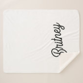 Modernes Schwarz-weißes Personalisiertes Monogramm Sherpadecke (Vorderseite (Horizontal))