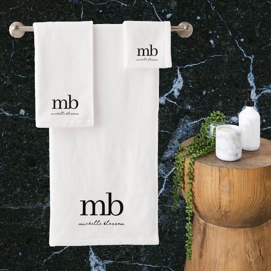 Modernes Schwarz-weißes Trendy Script Initial Mono Badhandtuch Set