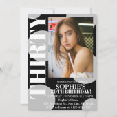 Modernes Schwarzes 30. Geburtstag Party Foto Einladung (Vorderseite)