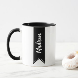 Modernes schwarzes Band und Name in Script Tasse