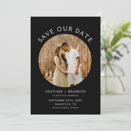 Modernes Schwarzes Foto Rettete unsere Termineinla Einladung (Stehend Vorderseite)