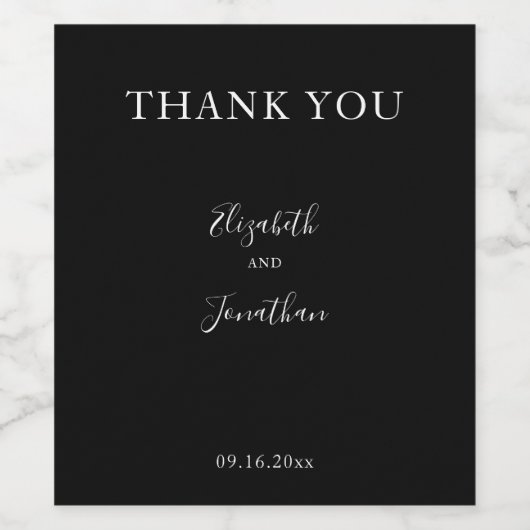 Modernes Schwarzes Hochzeitsskript mit Minimalisti Weinetikett (Einzelnes Label)