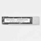 Modernes schwarzes Marmormuster mit Name und Titel Türschild (Vorderseite )