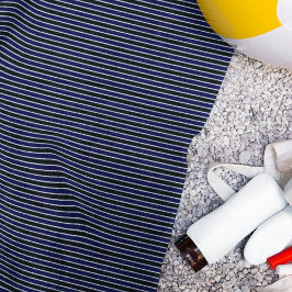 Modernes schwarzes Navy-Blau-Streifenmuster Strandtuch