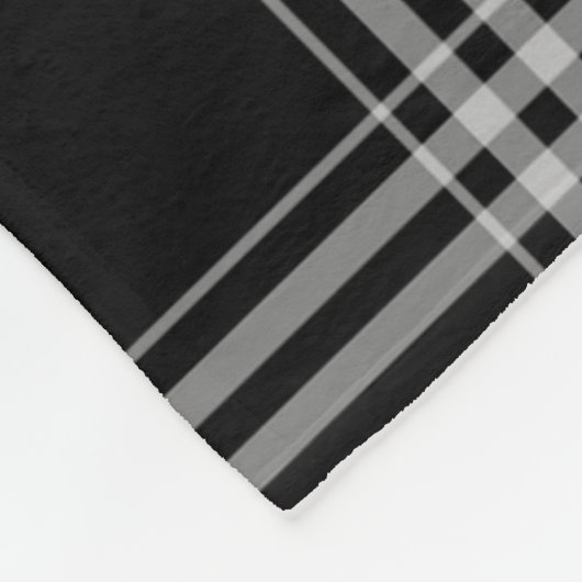 Modernes Schwarzweiss-Tartanfamilienmonogramm Fleecedecke (Ecke)