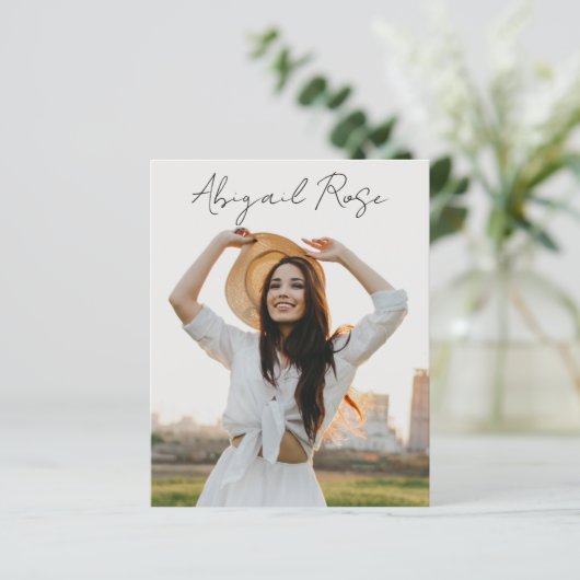 Modernes Script 2023 Foto Grad Foto Card Budget (Stehend Vorderseite)