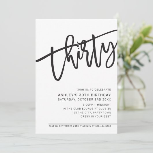 MODERNES SCRIPT 30. Party Schwarz-weiß Einladung (Stehend Vorderseite)