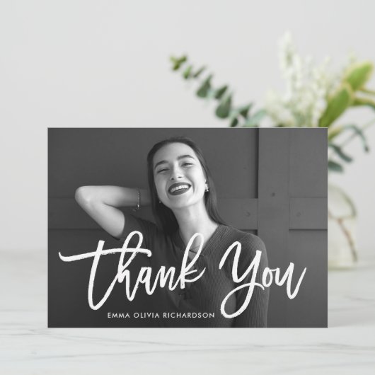 Modernes Script Abschluss Foto Dankeskarte (Stehend Vorderseite)