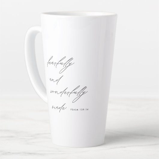 Modernes Script ängstlich und wunderbar gemacht Ka Milchtasse (Linke Ecke)