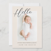 Modernes Script Baby Foto Birth Ankündigung (Vorderseite)