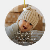 Modernes Script Baby's First Christmas Foto Keramik Ornament (Hinten)