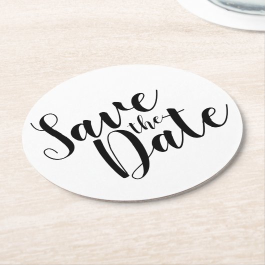 Modernes Script Black&White Wedding speichern das Runder Pappuntersetzer (Angewinkelt)