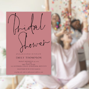 Modernes Script Dusty Rose Brautparty Einladung