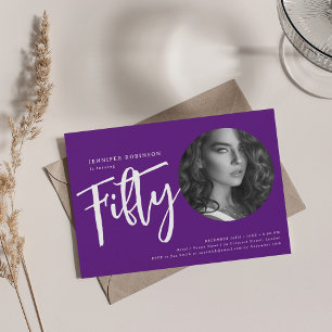 Modernes Script Foto 50. Geburtstagsparty Lila Einladung