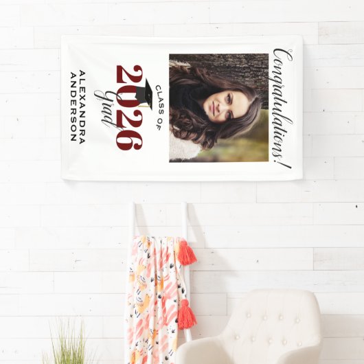 Modernes Script Foto Maroon Vertical Abschluss Banner (Insitu)