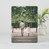 Modernes Script-Foto zum Hochfahren von Datumsvorl Save The Date (Stehend Vorderseite)