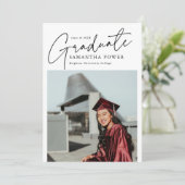 Modernes Script Graduate 2 Fotos Abschluss Ankündigung (Stehend Vorderseite)