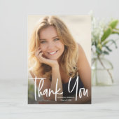 Modernes Script Graduate Einfaches Foto Abschluss Dankeskarte (Stehend Vorderseite)