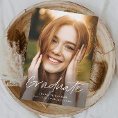 Modernes Script Graduate Einfaches Foto Abschluss Einladung