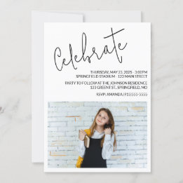 Modernes Script Graduate Foto Einladung