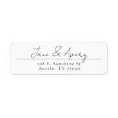 Modernes Script-Hochzeitsszenario mit mehrfacher R (Vorne)