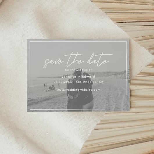 Modernes Script-Hochzeitsszitat-Foto Save The Date