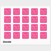 Modernes Script Hot Pink Class of 2025 Abschluss Quadratischer Aufkleber (Blatt)