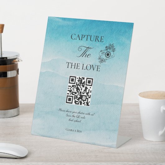 Modernes Script Ocean Blue Capture Die Liebe QR Co Sockelschild (In SItu)