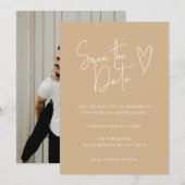 Modernes Script Schriftart Neutral Tan Foto Save t The Date (Vorne/Hinten)