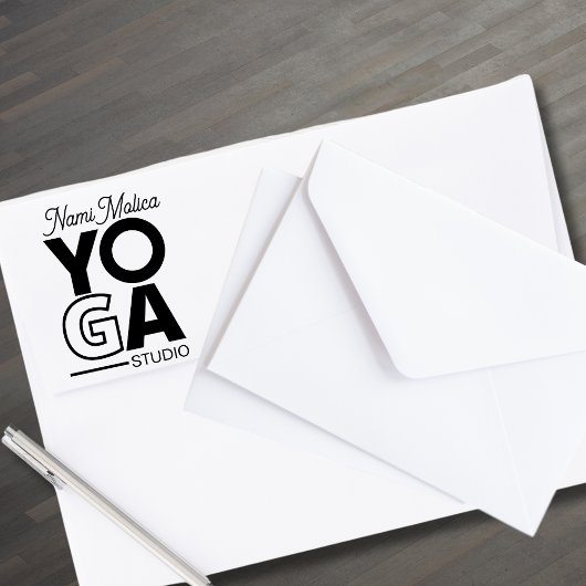 Modernes Script Yoga Studio Gummistempel