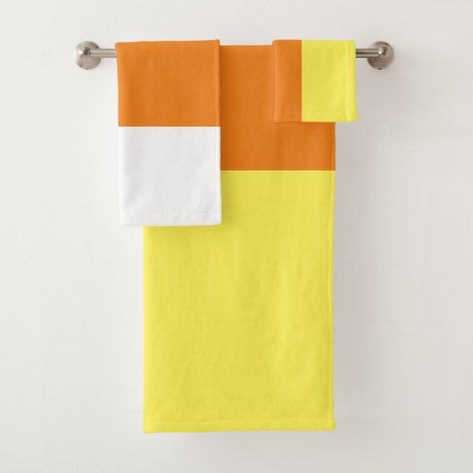 Modernes Set aus weißem, gelbem Streifen (Insitu)