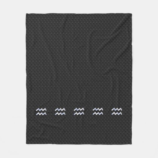 Modernes Silver Aquarius Zodiac-Zeichen auf Schlan Fleecedecke (Vorderseite)