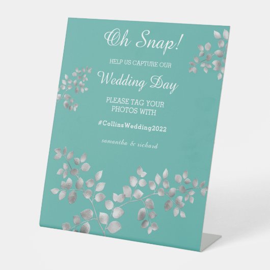 Modernes Silver Floral Wedding Pedestal Zeichen Sockelschild (Vorderseite)