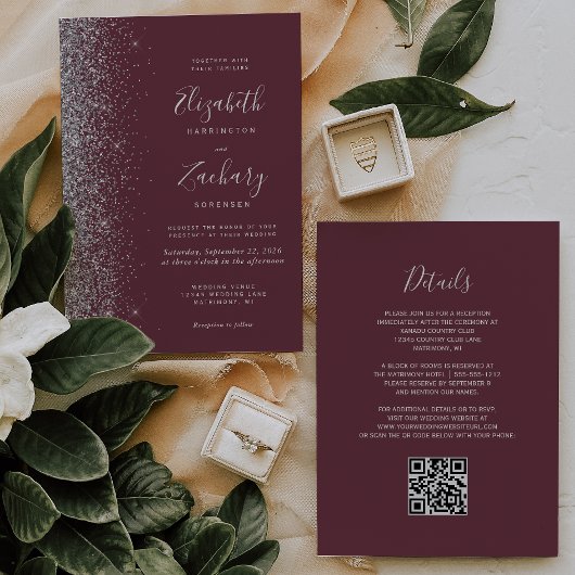 Modernes Silver Glitzer Burgund QR Code Wedding Einladung