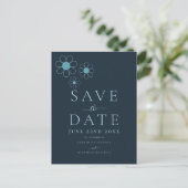 Modernes Simple Blue Daisy Wedding Einladungspostkarte (Stehend Vorderseite)